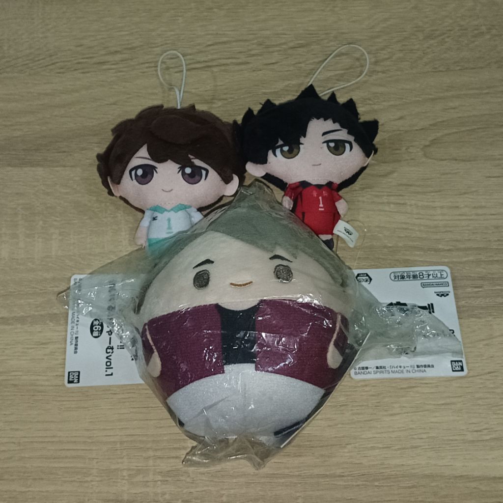 [OFFICIAL] PLUSH CHARM FUWAKORORIN HAIKYUU OIKAWA KUROO MIYA OSAMU SIZE S BANDAI