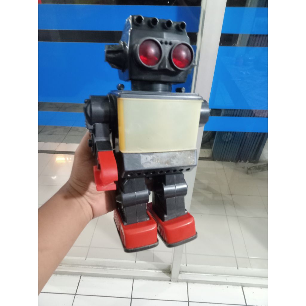 robot saturn jadul kelistrikan off