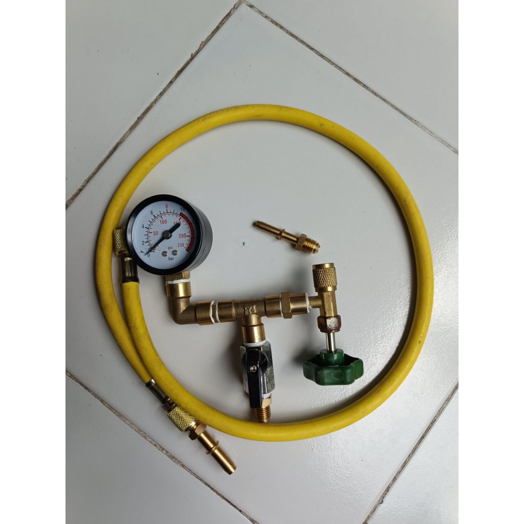 Injektor Cleaner untuk mobil dan motor