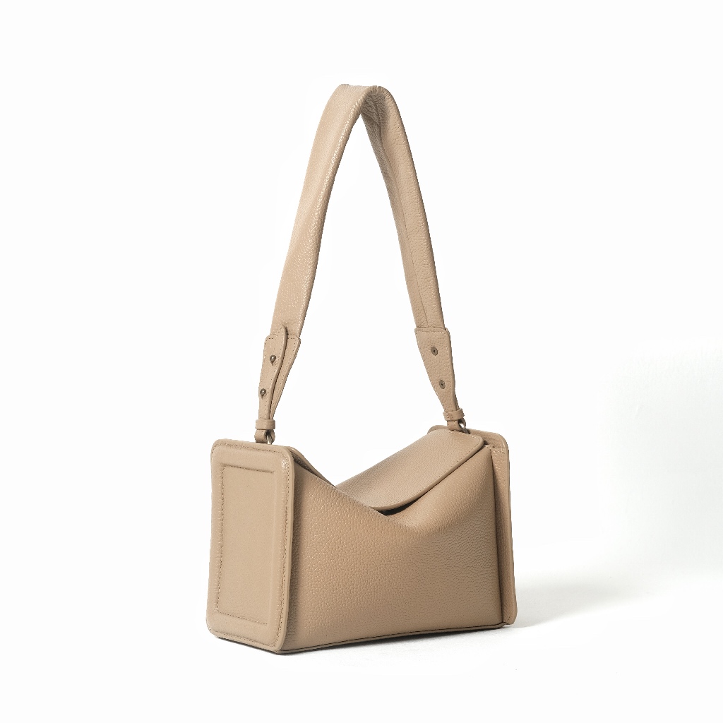 MARLYN Square Bag . Genuine Leather.
