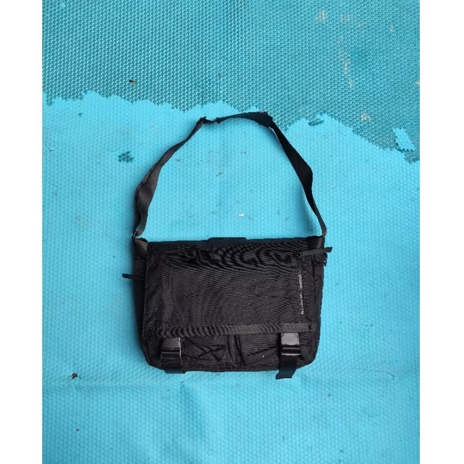 Messenger bag/Selempang/Tas Pria Cowok/Tas Kerja Kuliah/Tas Casual/Tas Laptop Second ORI Brand SSRL 