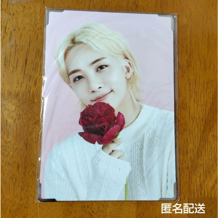 [READY ORI SIAP KIRIM] SEVENTEEN 2023 CAFE in Seoul Goods Merchandise Premium Photo Frame (Jeonghan)