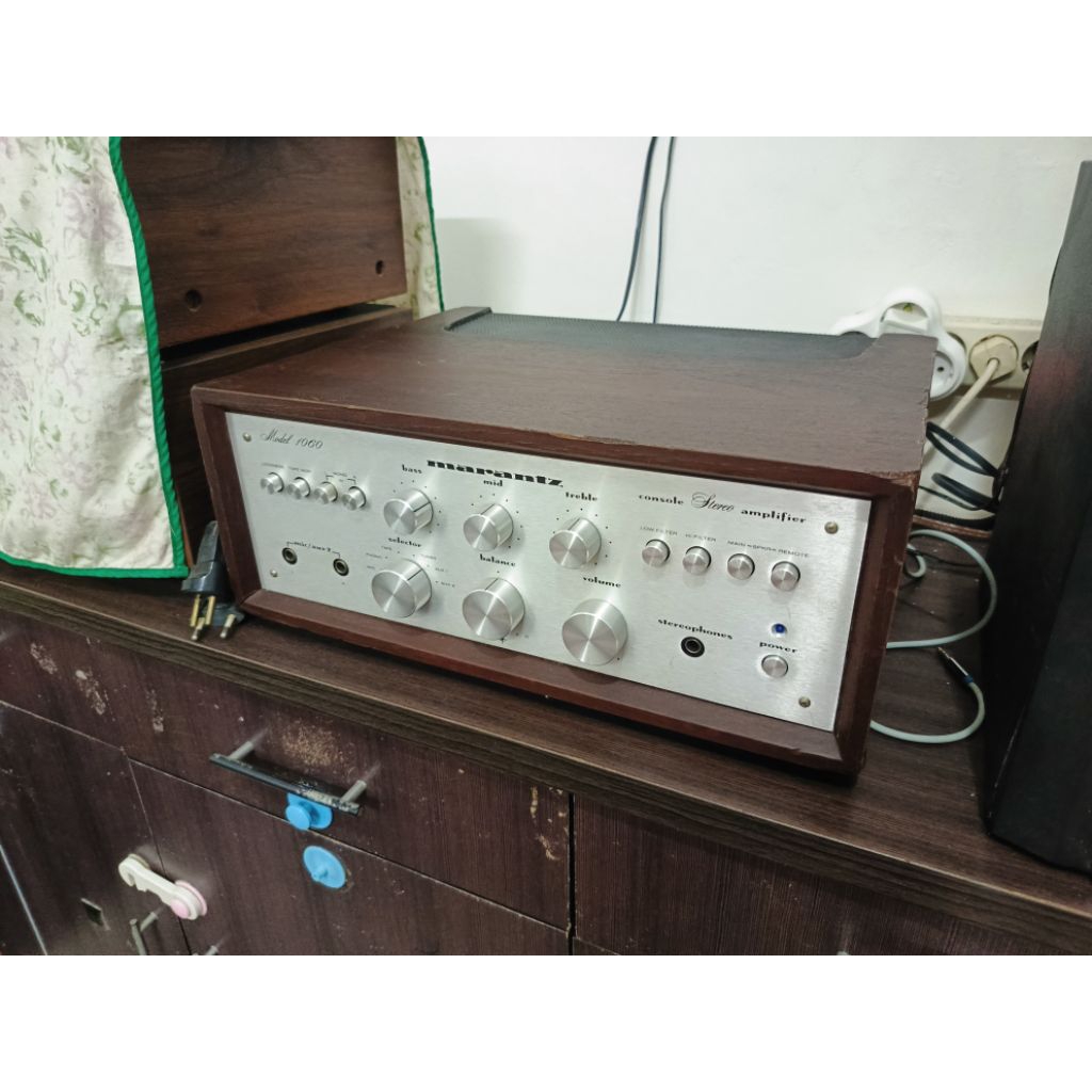 amplifier ampli marantz 1060