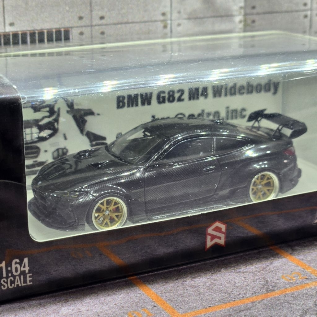 Street Weapon 1/64 BMW G82 M4 Black Full Carbon No Seri Limited. 001