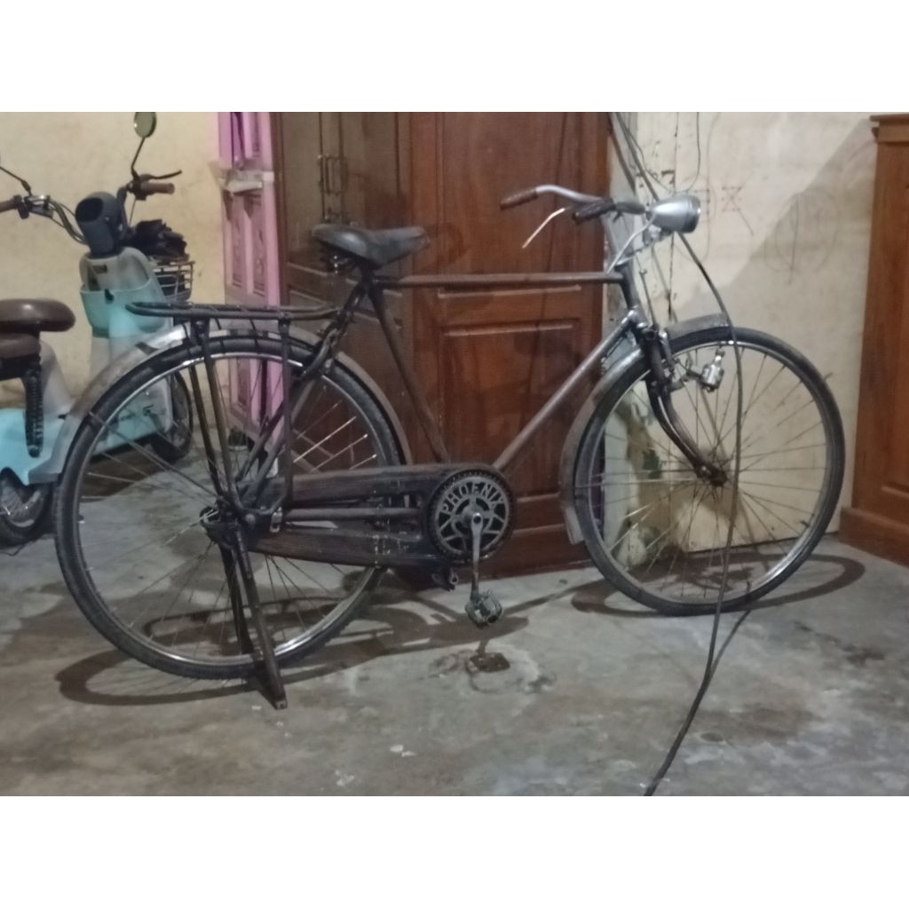 sepeda tua antik
