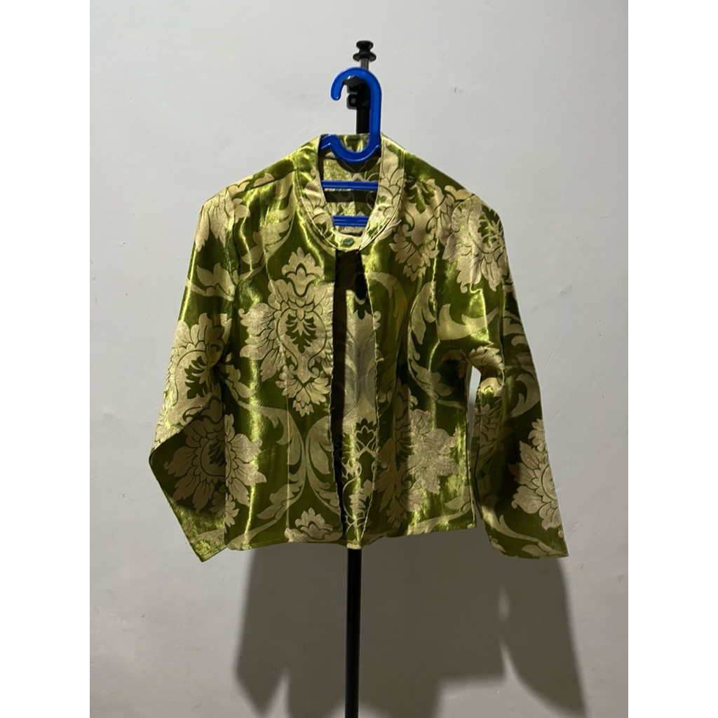 outer kondangan hijau atasan kebaya kondangan Preloved