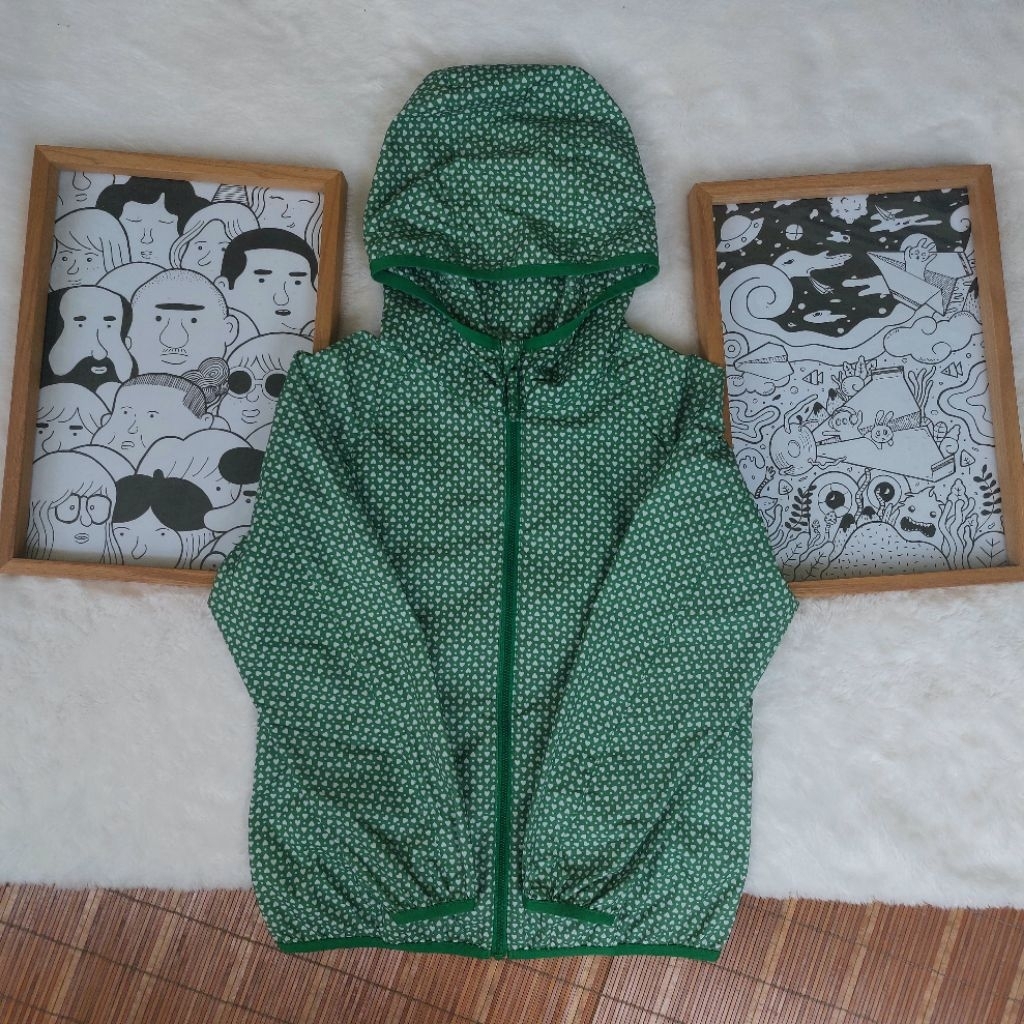 Uniqlo Pocketable Kids Tag 120 100% Original