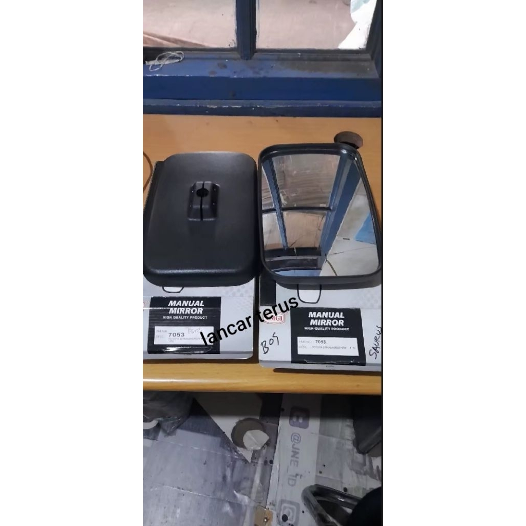 spion toyota Dyna saurus new hitam 7053