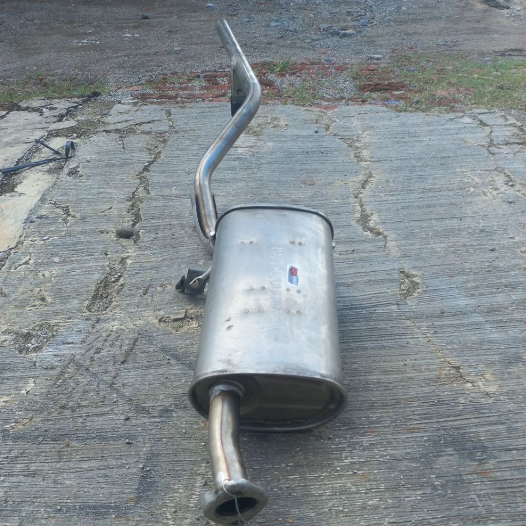 knalpot original bekas copotan mitsubishi L300