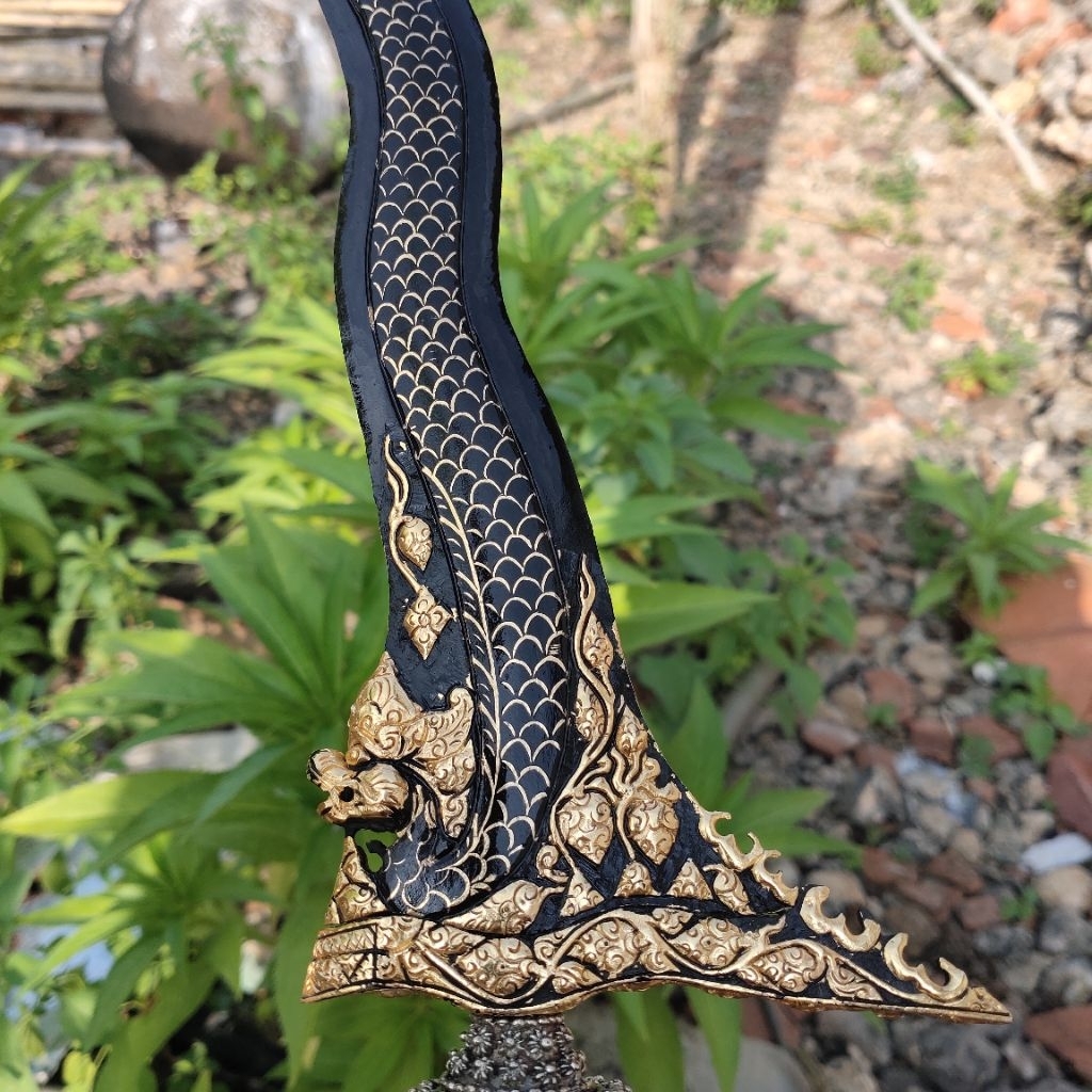 Keris Nogo Sapto Kinatah Sepuh Emas
