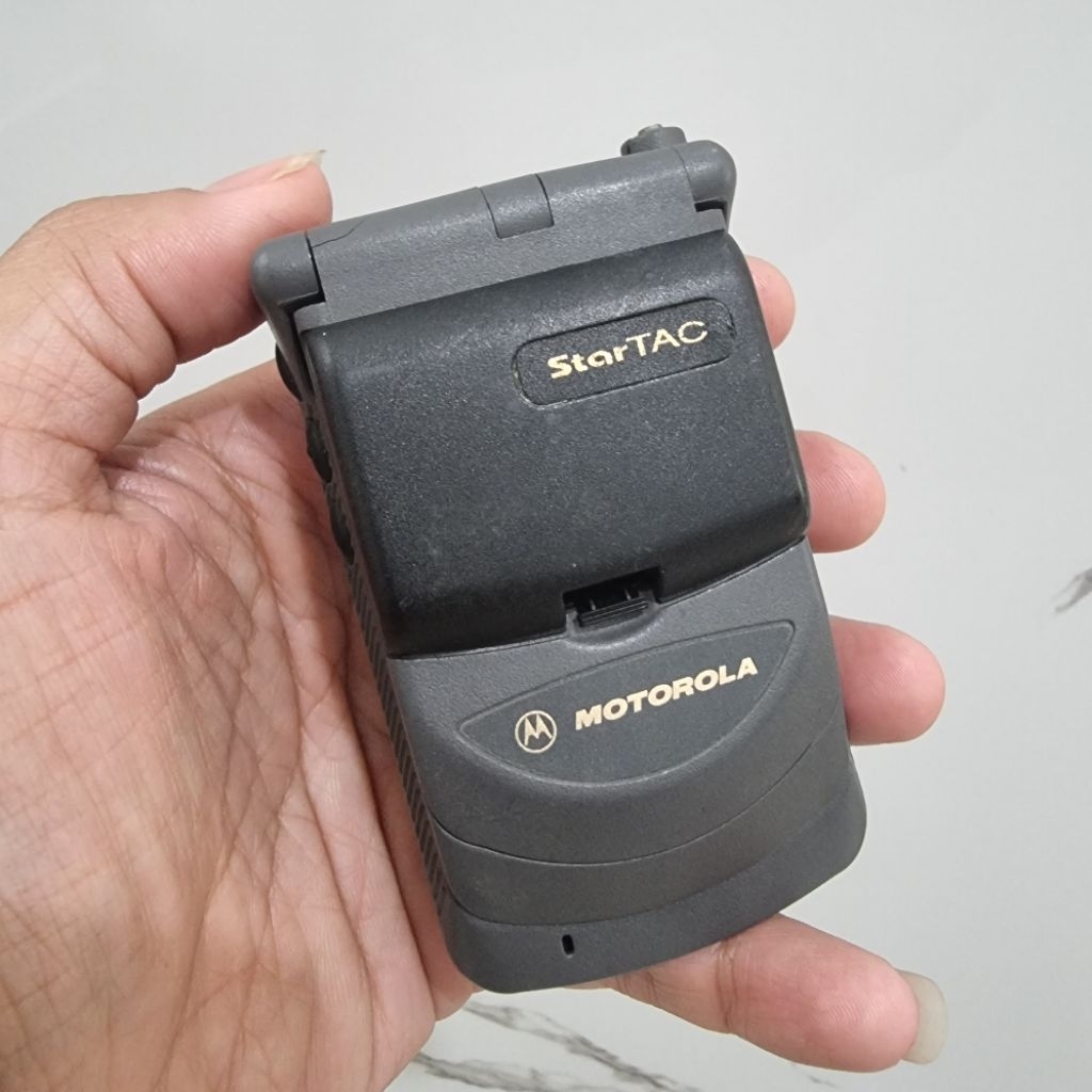 MOTOROLA STARTAC BAHAN / MINUS 01