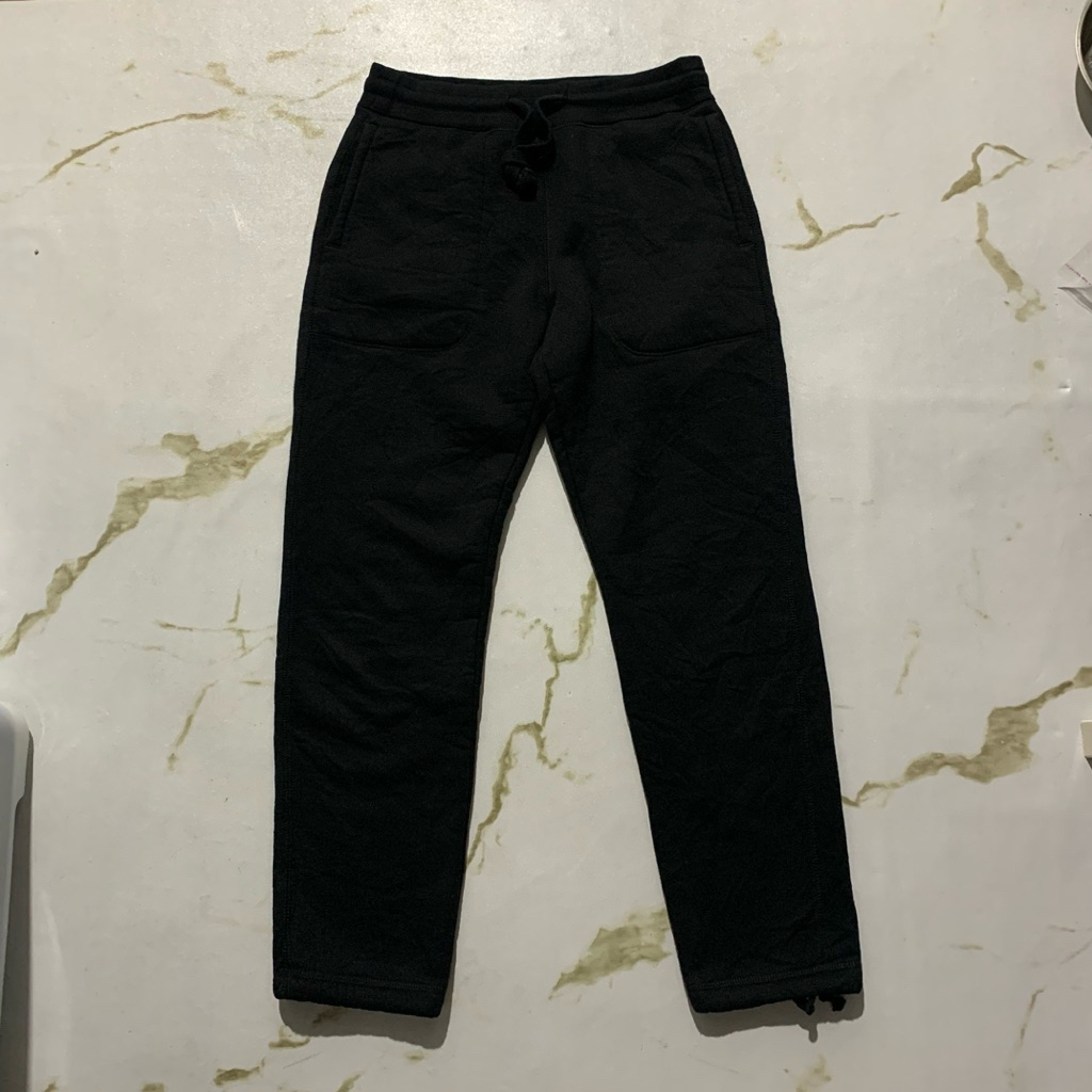 Celana Panjang Hitam Sweetpants