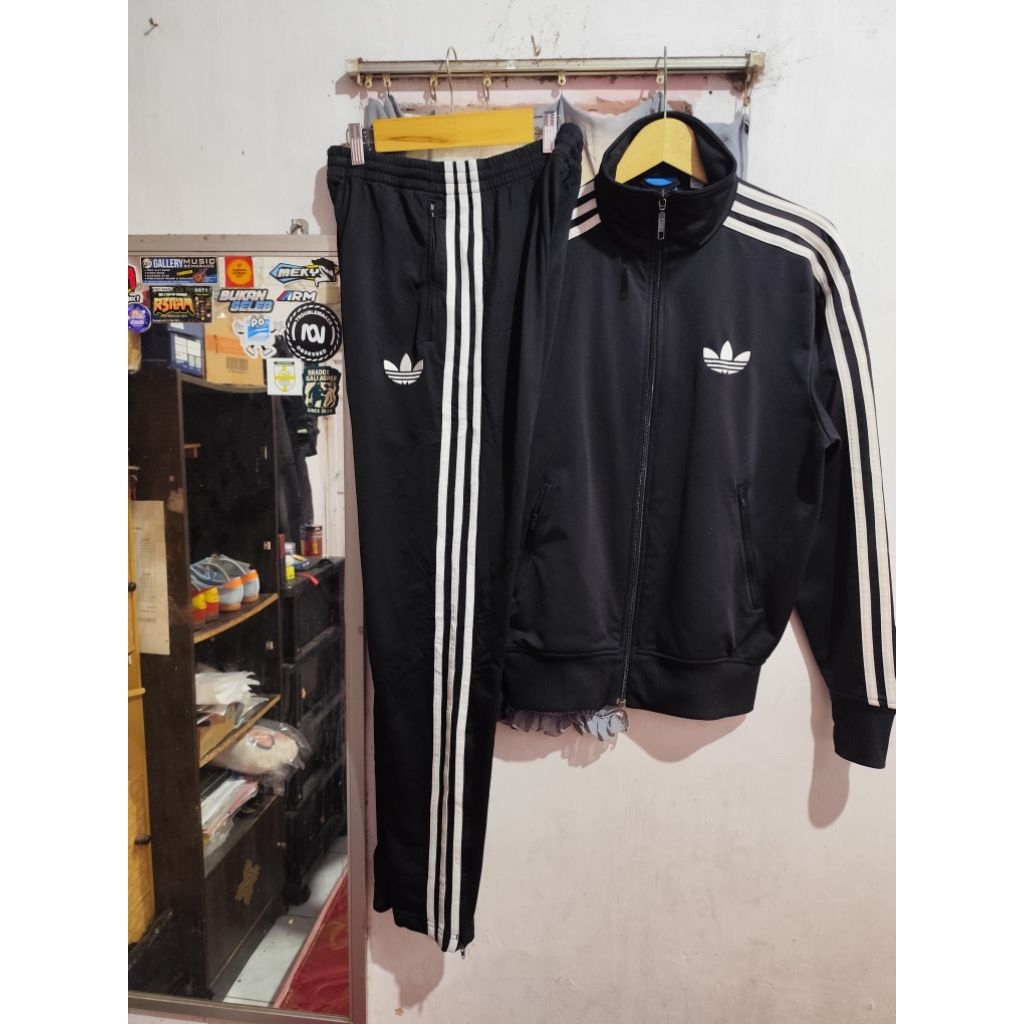 Tracktop Adidas Firebird BW (Satu Set)