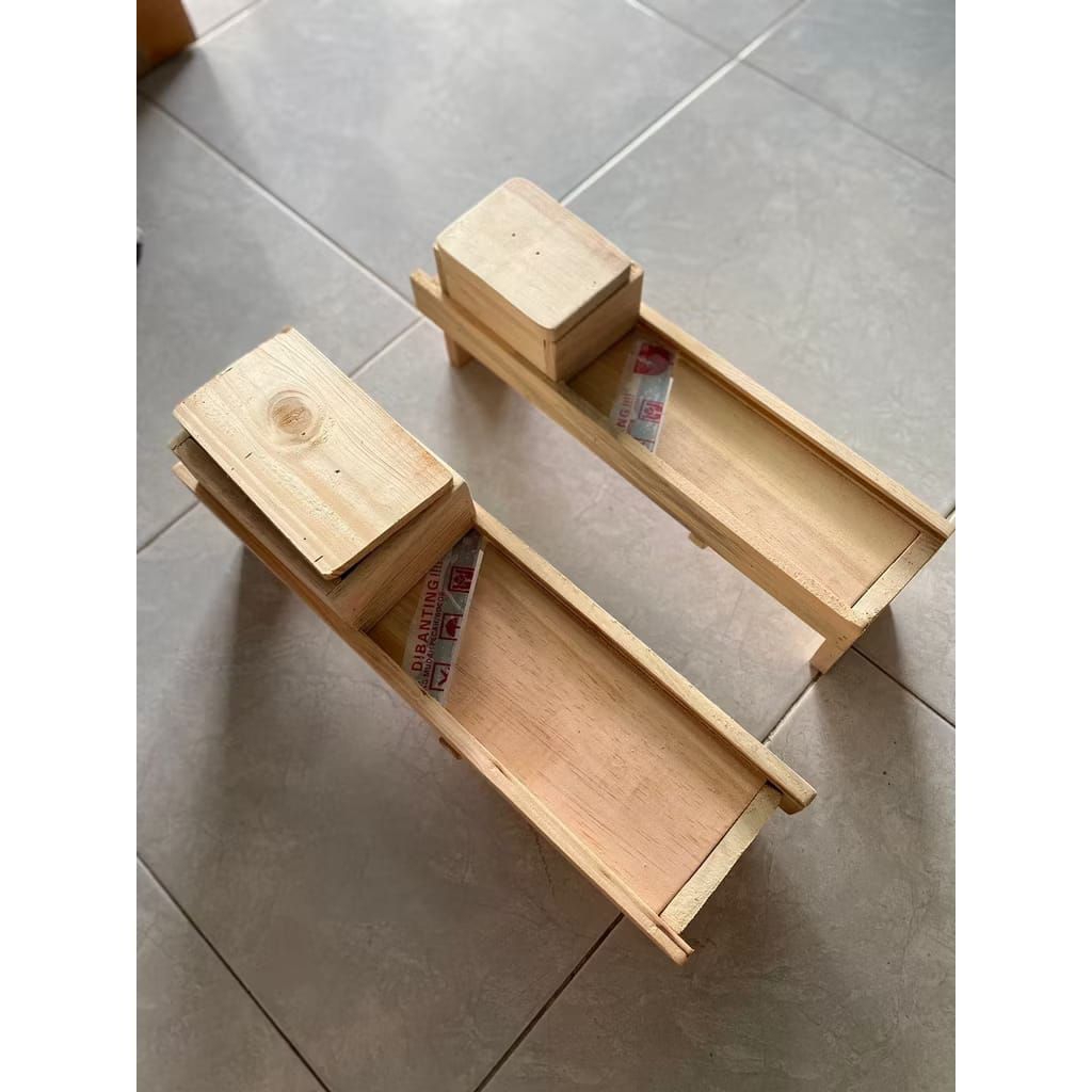 PENGIRIS BAWANG / PENGIRIS PERAJANG SERBAGUNA BESAR KAYU DENGAN KAKI BESAR