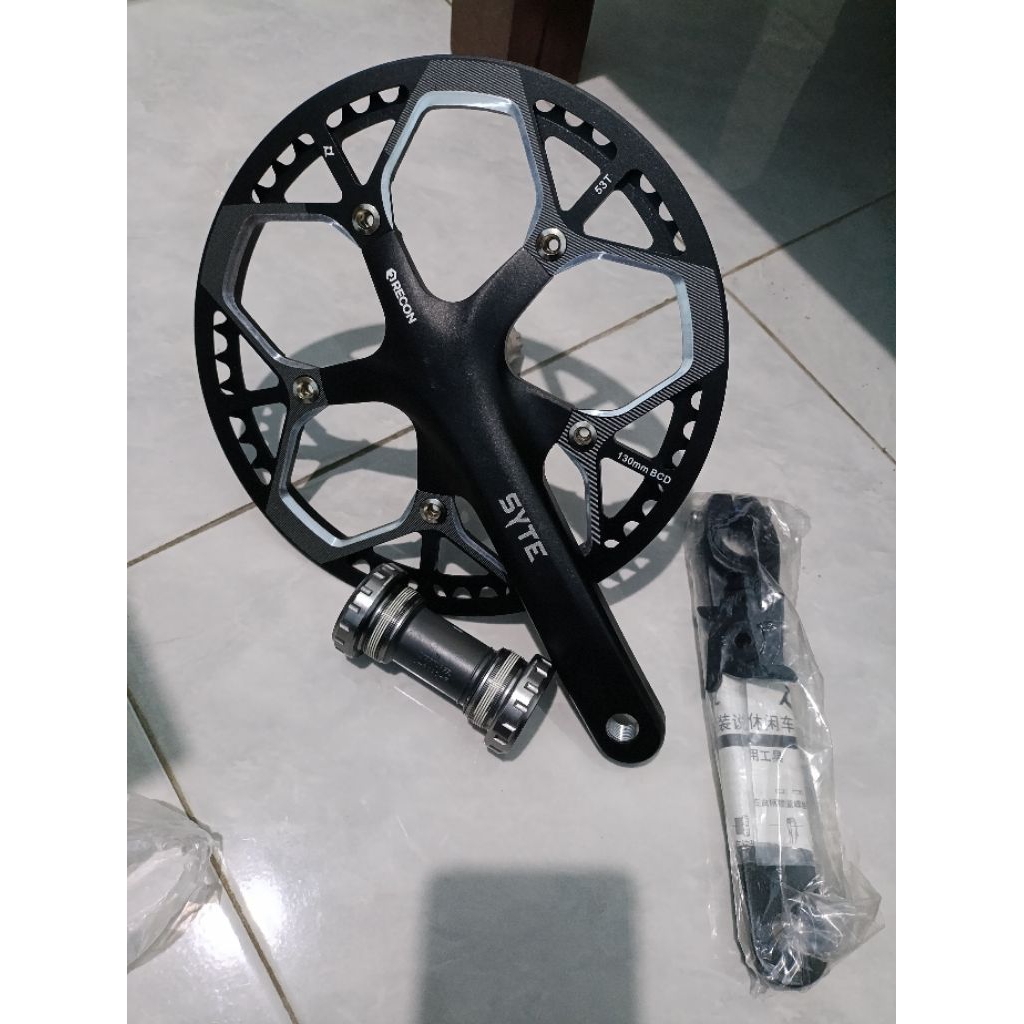 crankset + bb  merk syte