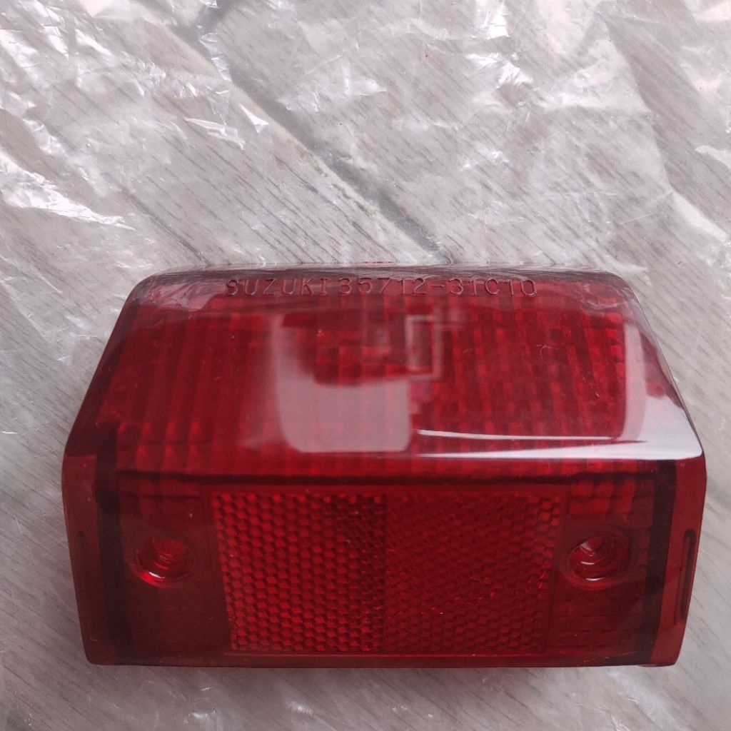 Tail lamp mika stoplamp lampu belakang RGR 150 Crystal Best RC110 Original Asli Suzuki 35712-31C10 L