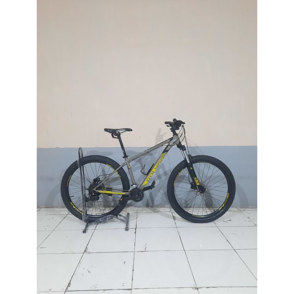 POLYGON PREMIER 5 TAHUN 2022