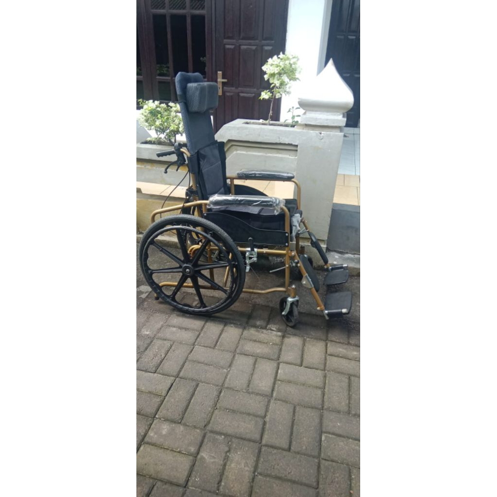 KURSI RODA MULTIFUNGSI  BEKAS / SECOND TIDURAN SELONJORAN BAB REBAHAN