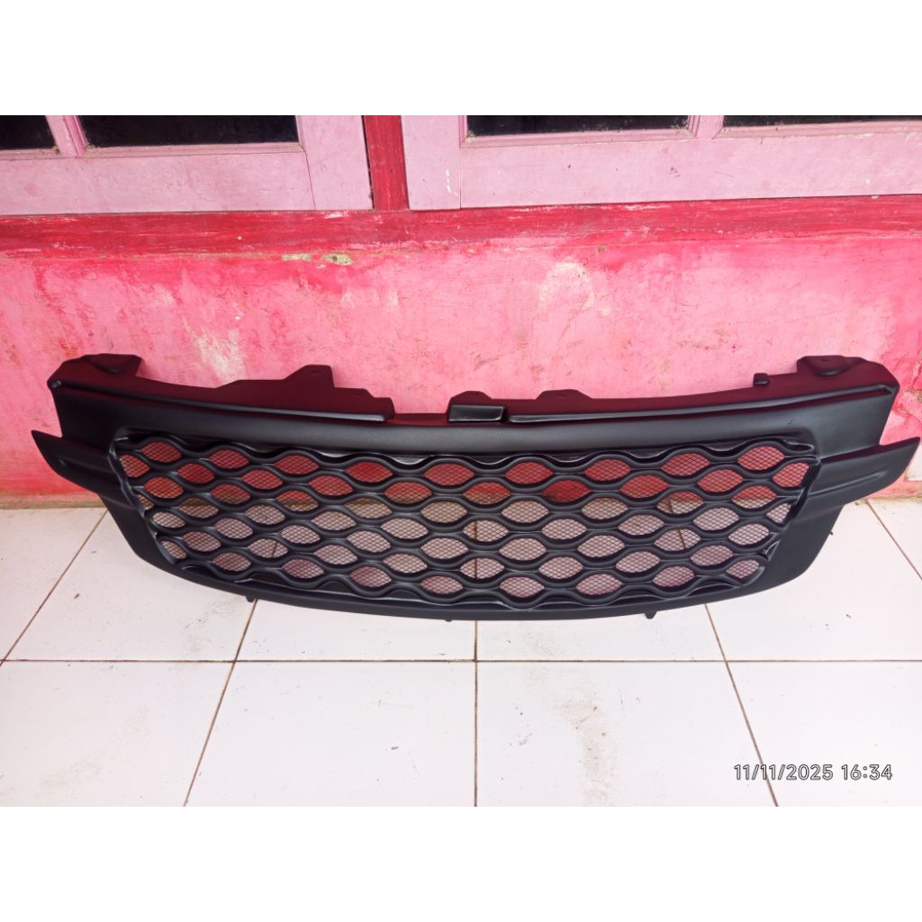 Grill custome glory 560 model range rover