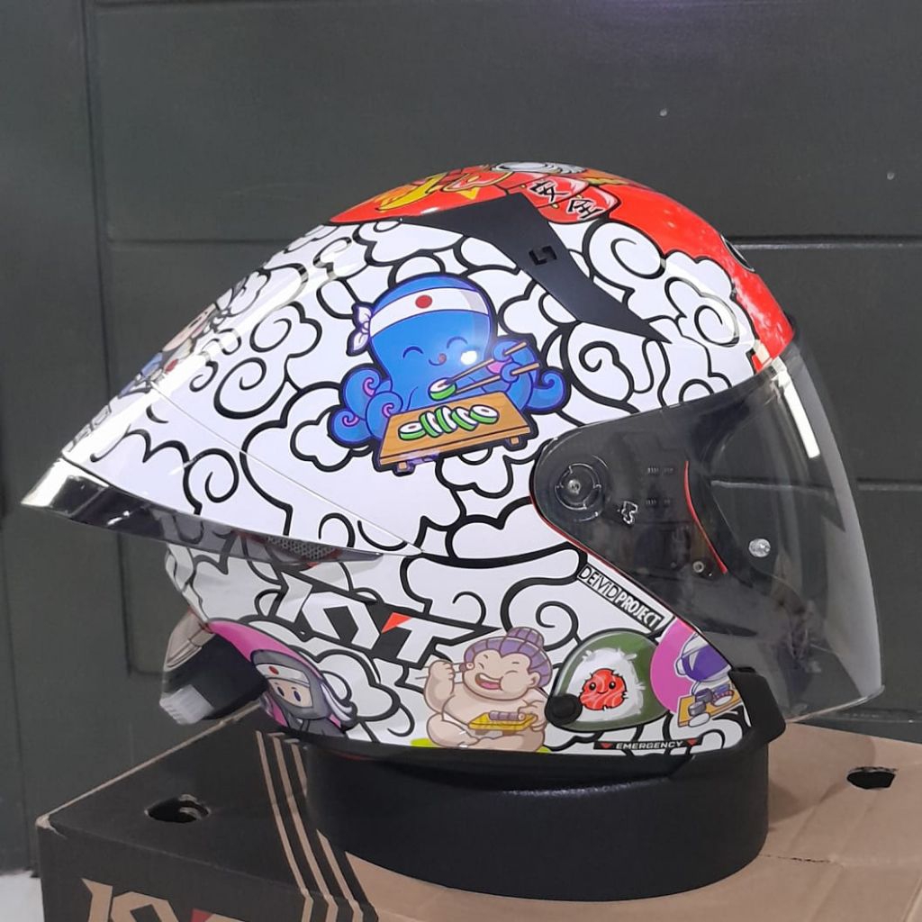 HELM OPEN FACE KYT TTR JET SUSHI TIME SIZE L + INTERCOM BLUETOOTH GEARELEC. SECOND SUPER LIKE NEW. H