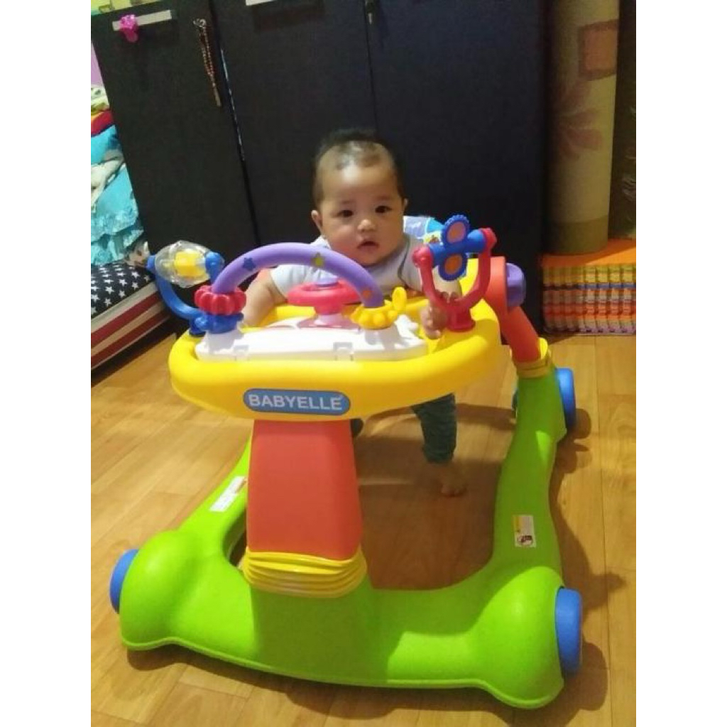 PRELOVED BABY WALKER BABYELLE