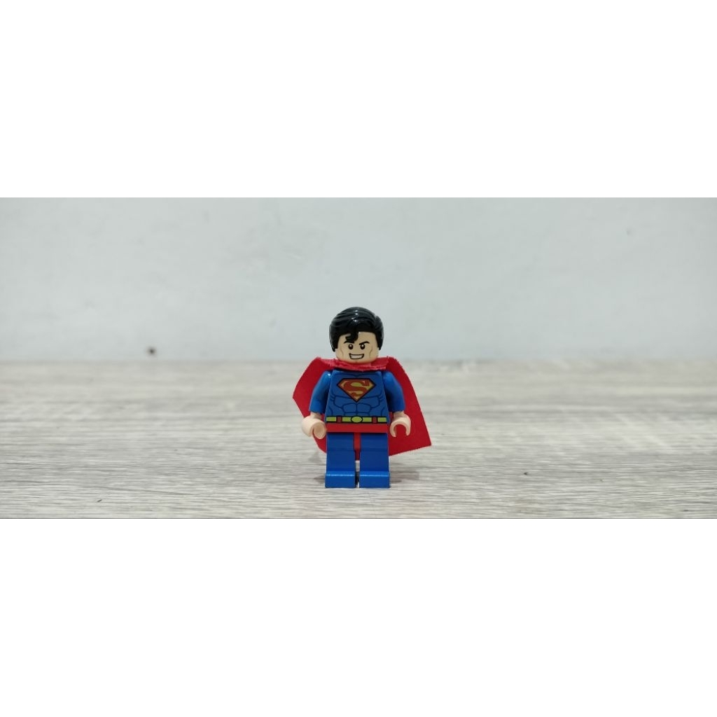 lego mini figure Superman DC super heroes