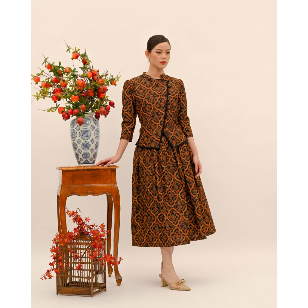 Kanti Batik - PRABASARI JANGGAN - Kebaya Batik Modern Wanita | Atasan, Rok, Celana Terpisah | baju k