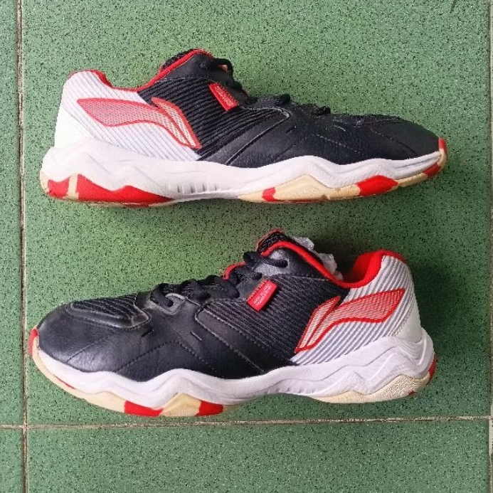 Sepatu badminton second (lining AYTR009)