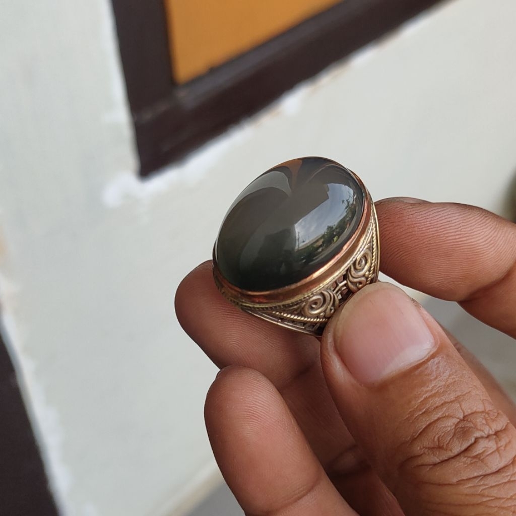 Batu Cimpago Biru / Anggur Lawas