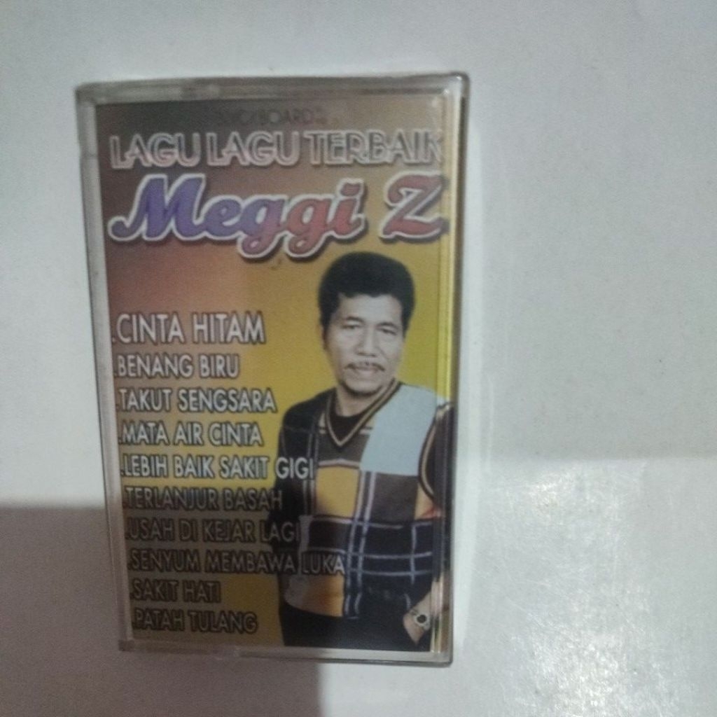 KASET LAGI LAGU TERBAIK MEGGI Z