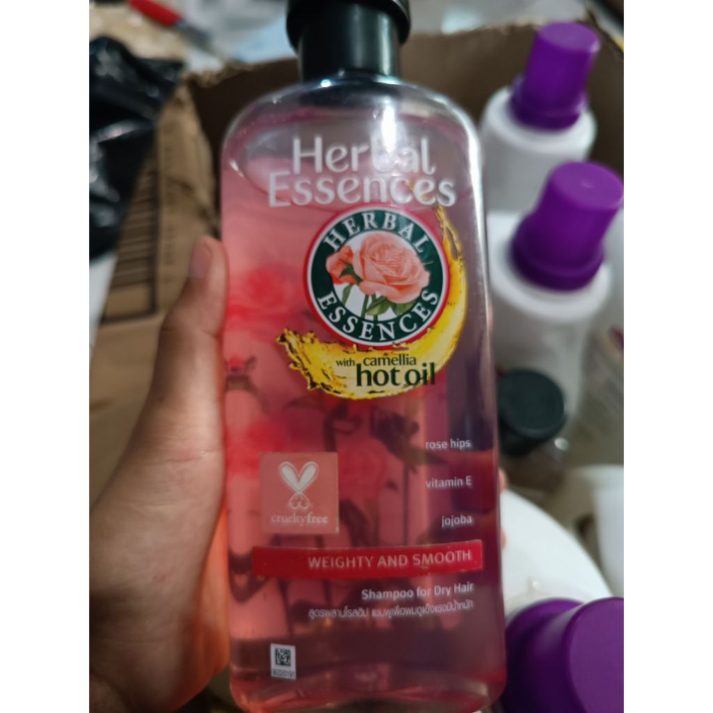 HERBAL ESSENCES shampo/conditioner REJECT KEMASAN