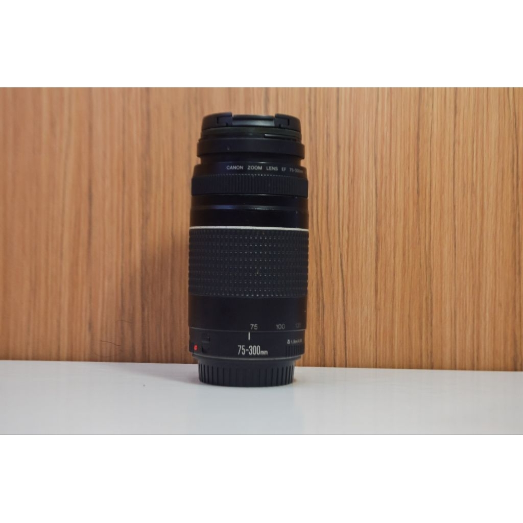 Lensa tele Canon Ef 75-300mm Murah