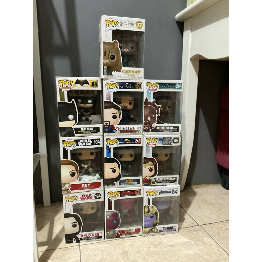 Preloved Funko pop Marvel DC Star wars Harry potter