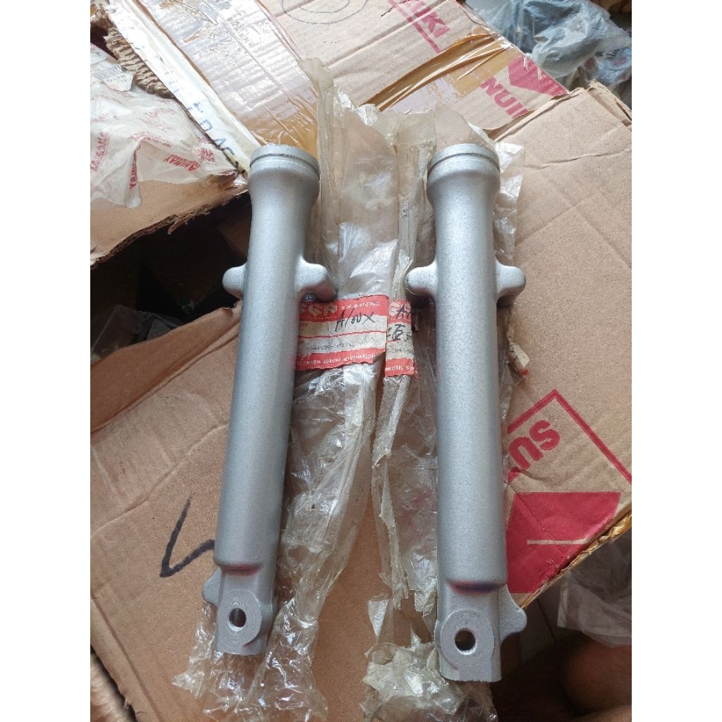 battom shok suzuki A100 original new old stok