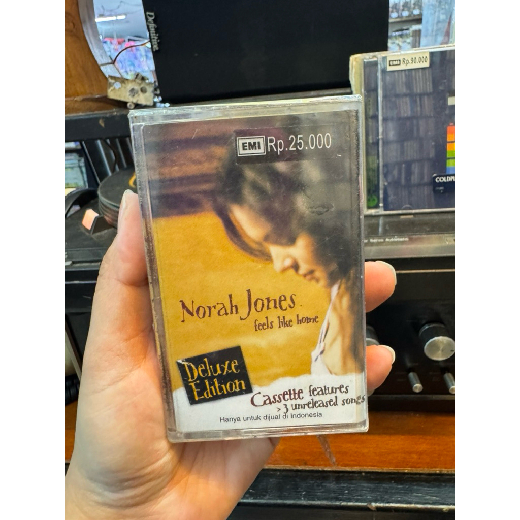 [RARE] Kaset Pita Norah Jones - Feels Like Home (Deluxe Edition)
