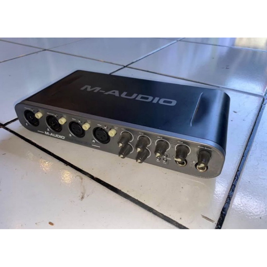 Soundcard M audio fast track ultra