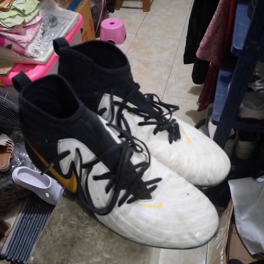 Nike Phantom Luna original