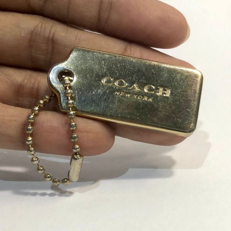 Gantungan Tas Coach Bag Charm Hang Tag Ganci Kotak Tebal Gold