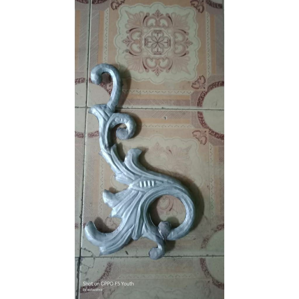ORNAMEN PAGAR BESI AKSESORIS KUDA LAUT 60x30