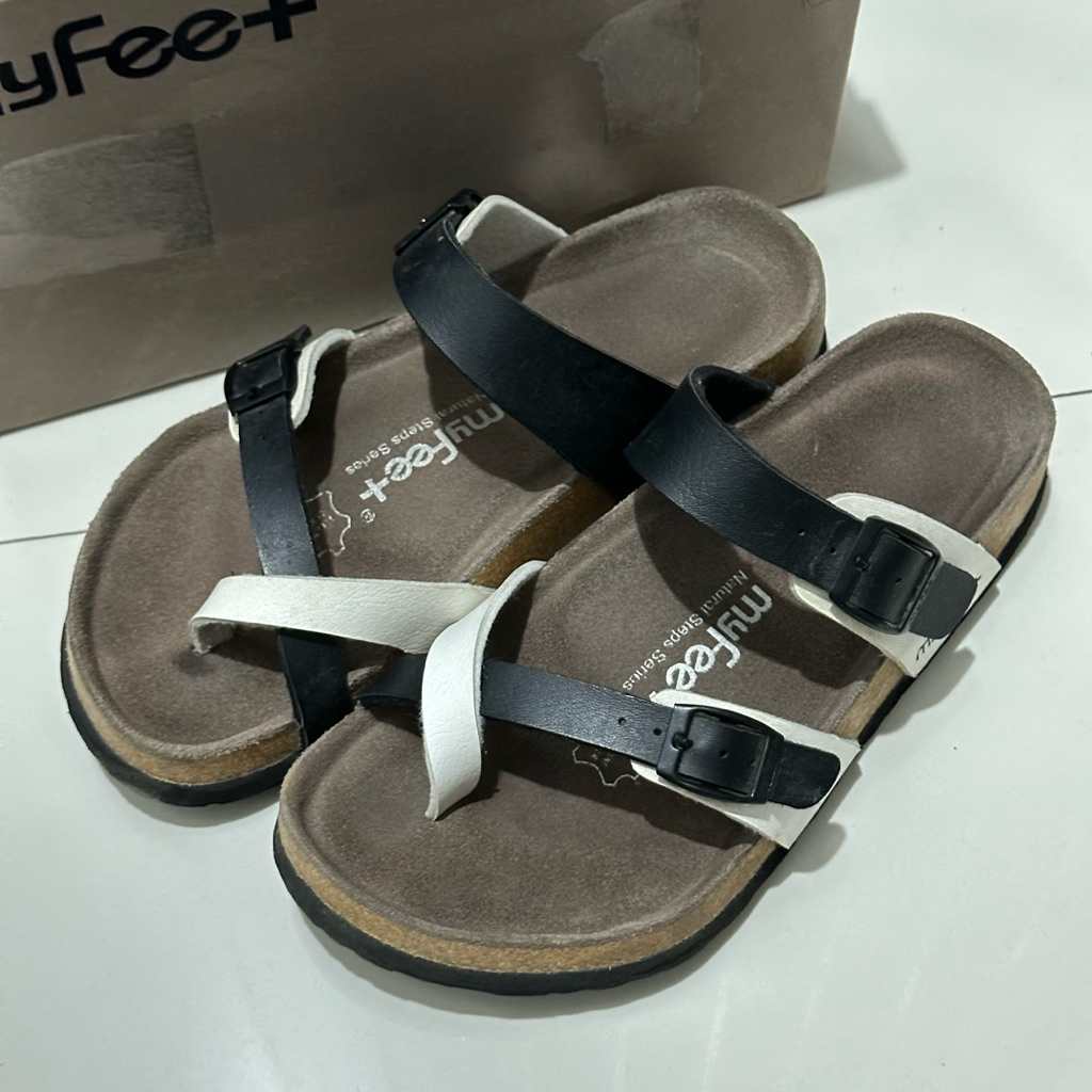 MYFEET SANDAL F4 WHITEBLACK (LIKE NEW) size 36 -sandal kesehatan