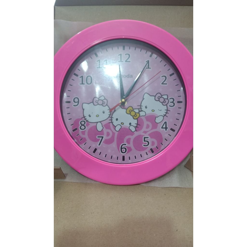 Jam Dinding Ontime 767 Diameter 30 cm Polos Minimalis