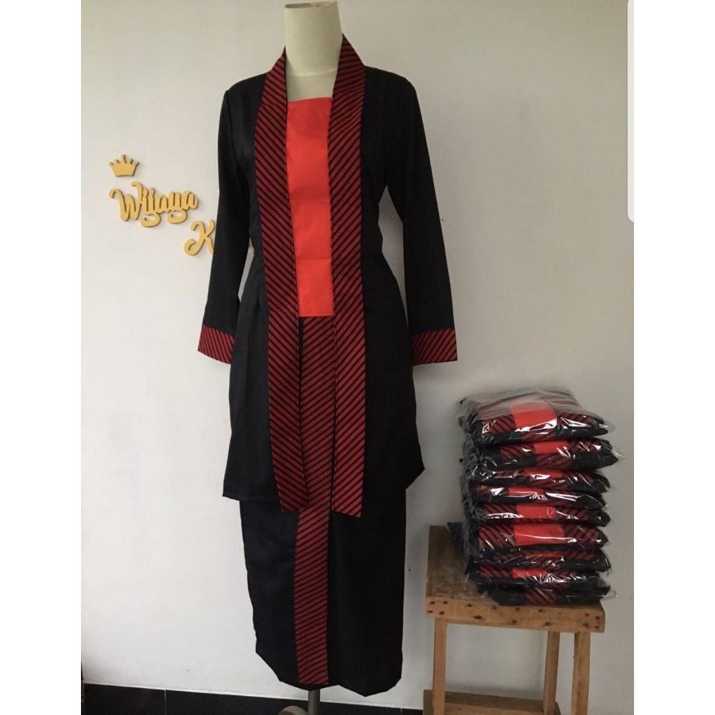 SETELAN DONTA/Penadon Wanita/Baju Pendamping Penadon Dinas PNS ASN PDH Wanita Ponorogo by wijaya keb