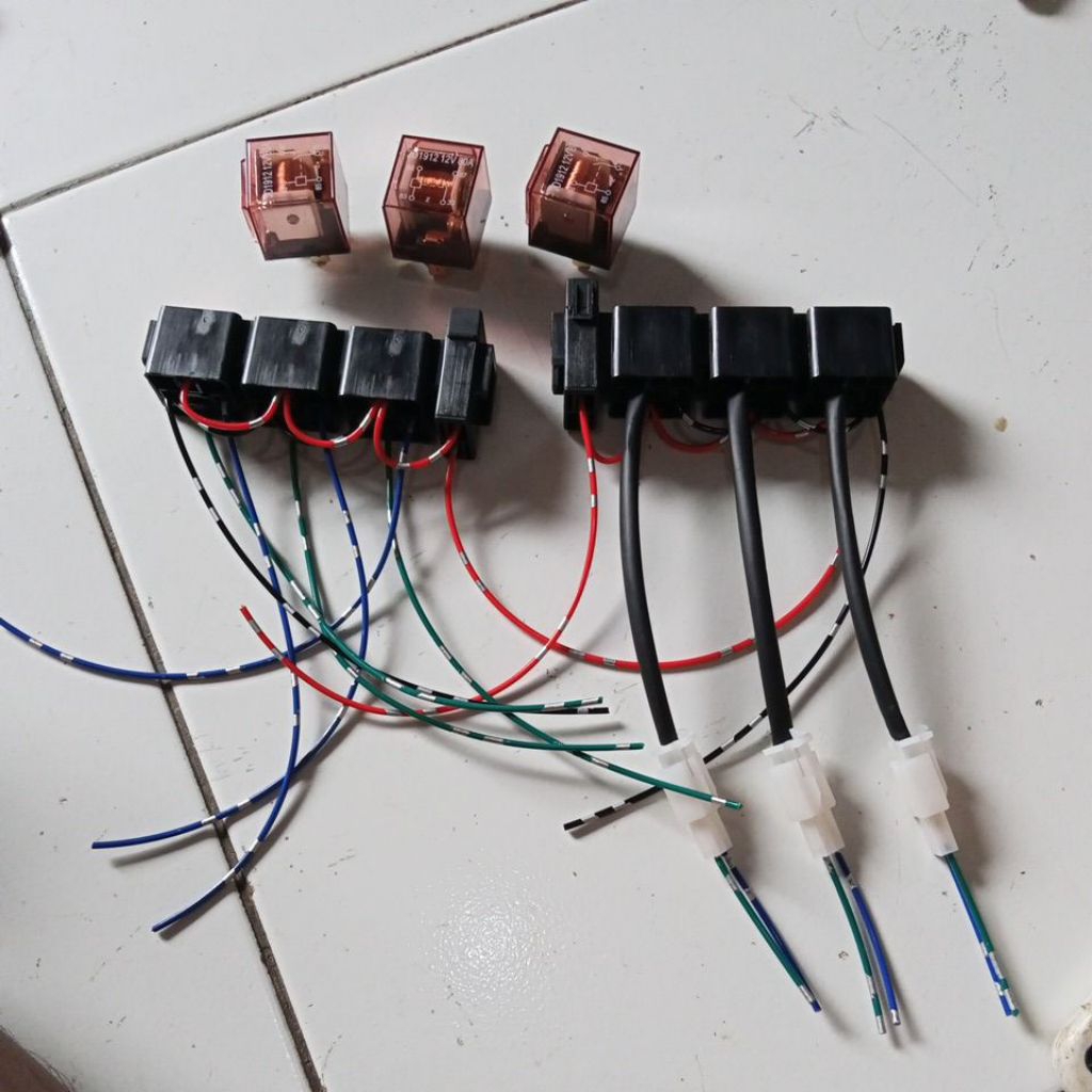 KABEL RELAY 3 MODE BUAT LAMPU DAYMAKER BILLED LAMPU TEMBAK D2 LASER DAN KLAKSON RELAY 4 KAKI 12VOLT 