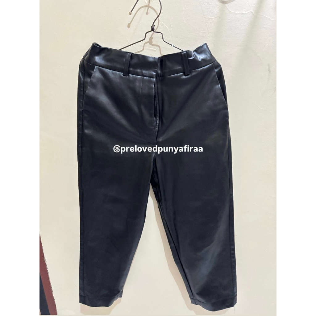 celana leather