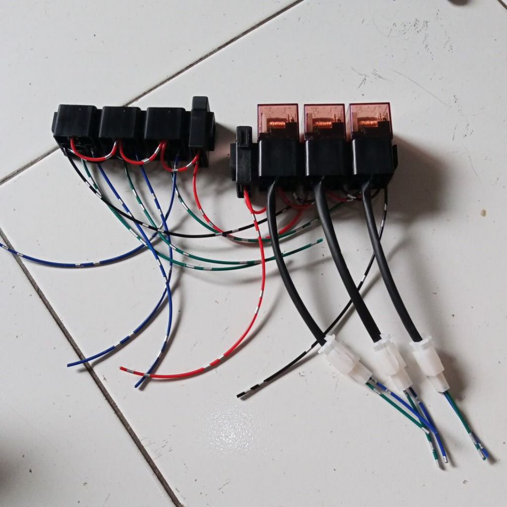 KABEL RELAY 3 MODE BUAT LAMPU DAYMAKER BILLED LAMPU TEMBAK D2 LASER DAN KLAKSON RELAY 4 KAKI 12VOLT 