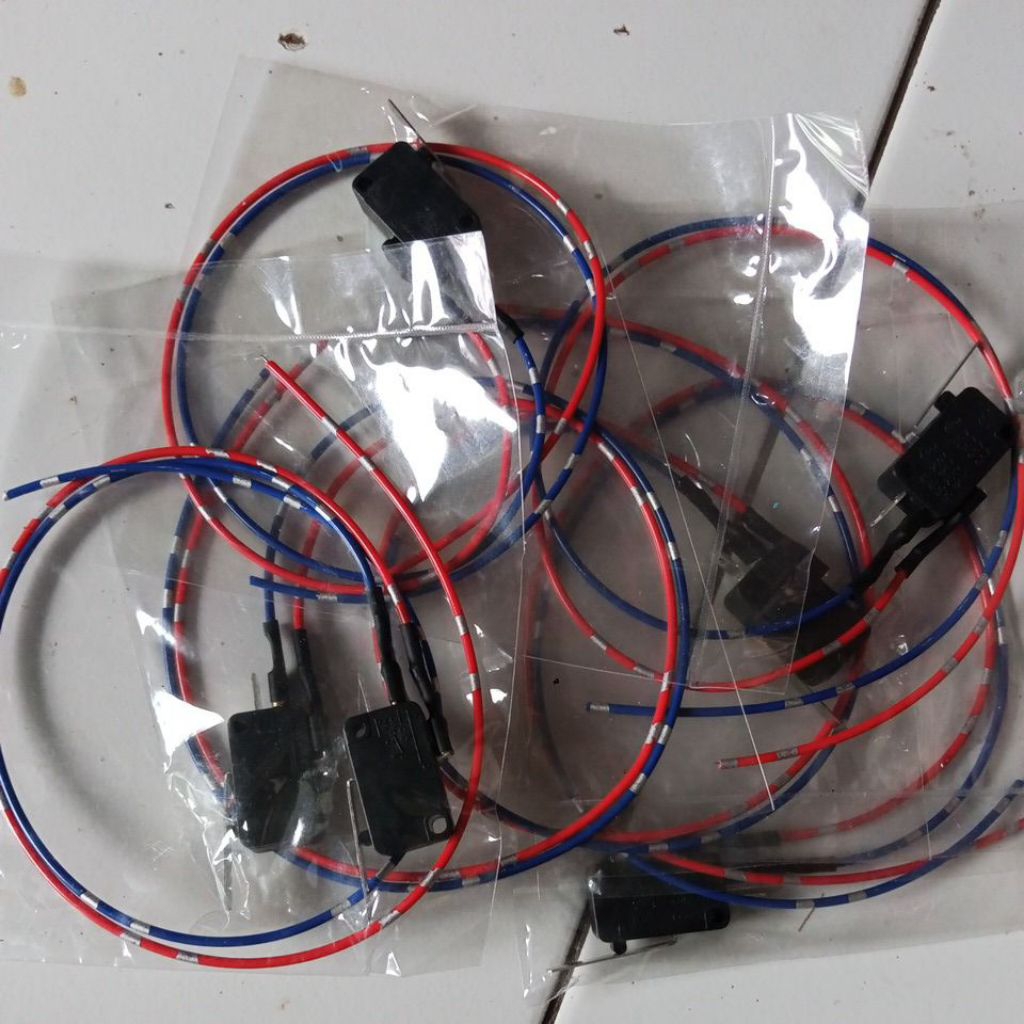 SAKLAR PIWPIW LAMPU TEMBAK LAMPU DIM NGEDIM SEBAGAI PENGANTI LAMPU TEMBAK