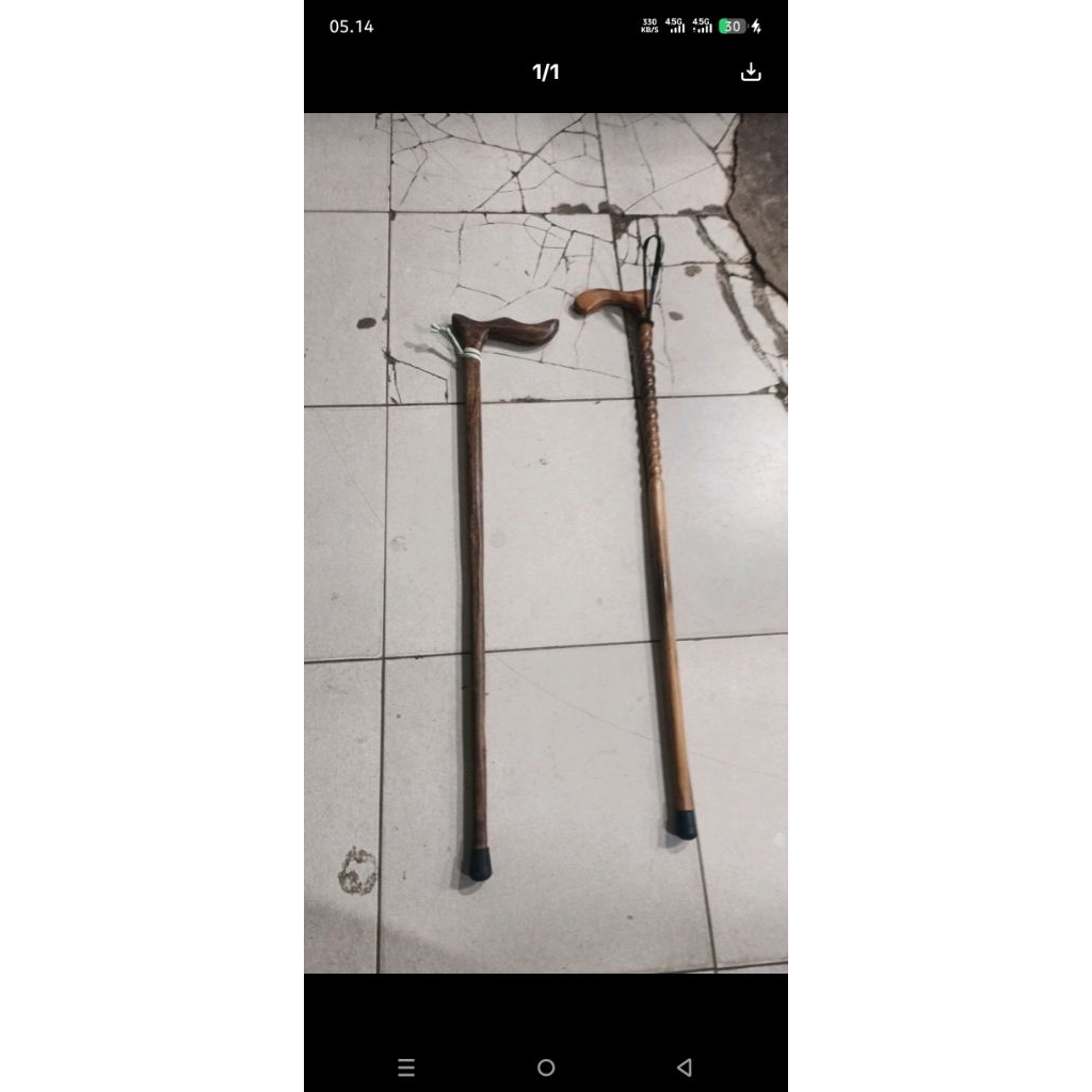 tongkat jalan kayu gaharu