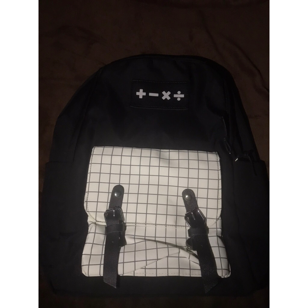 Tas Ransel Wanita • Merk Mr DIY