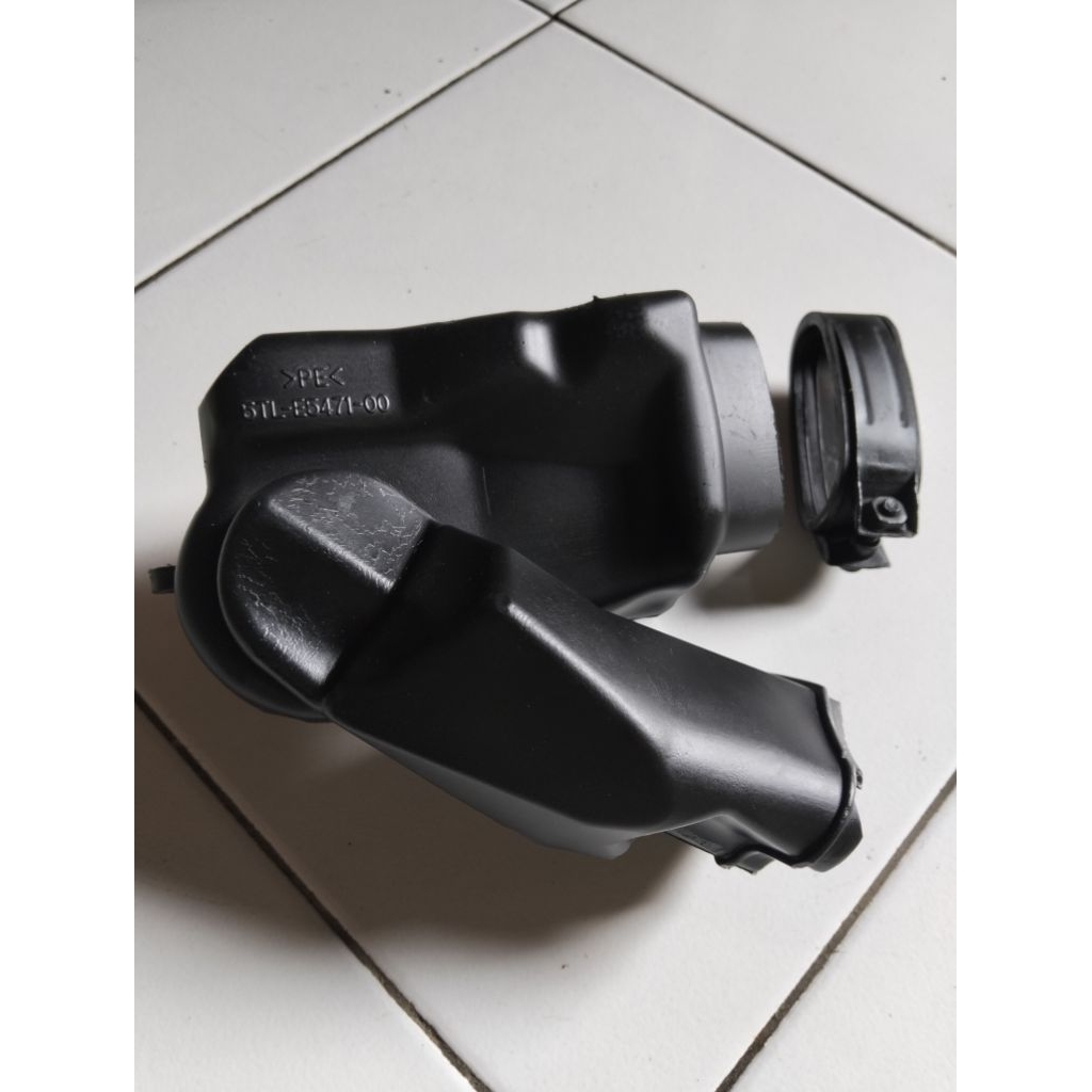 Keong L duck air sambungan hawa cvt Mio smile/sporty 5TL + klem Original Yamaha..