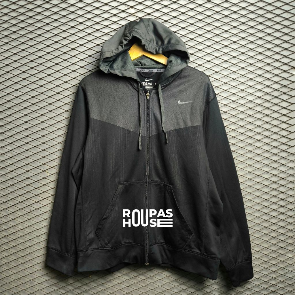 Hoodie Therma Fit Nike (Kinclong)